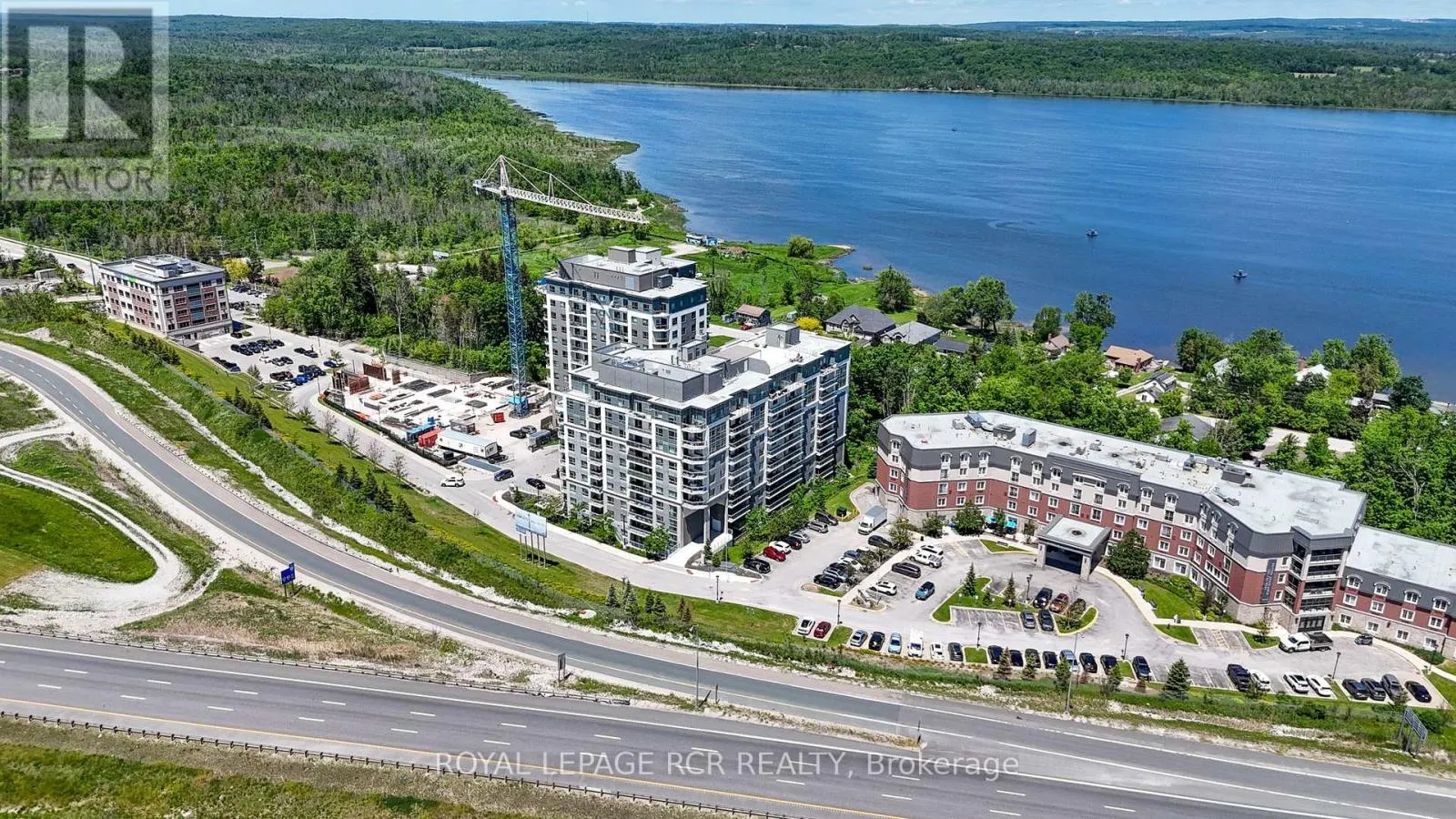 808 - 58 LAKESIDE TERRACE