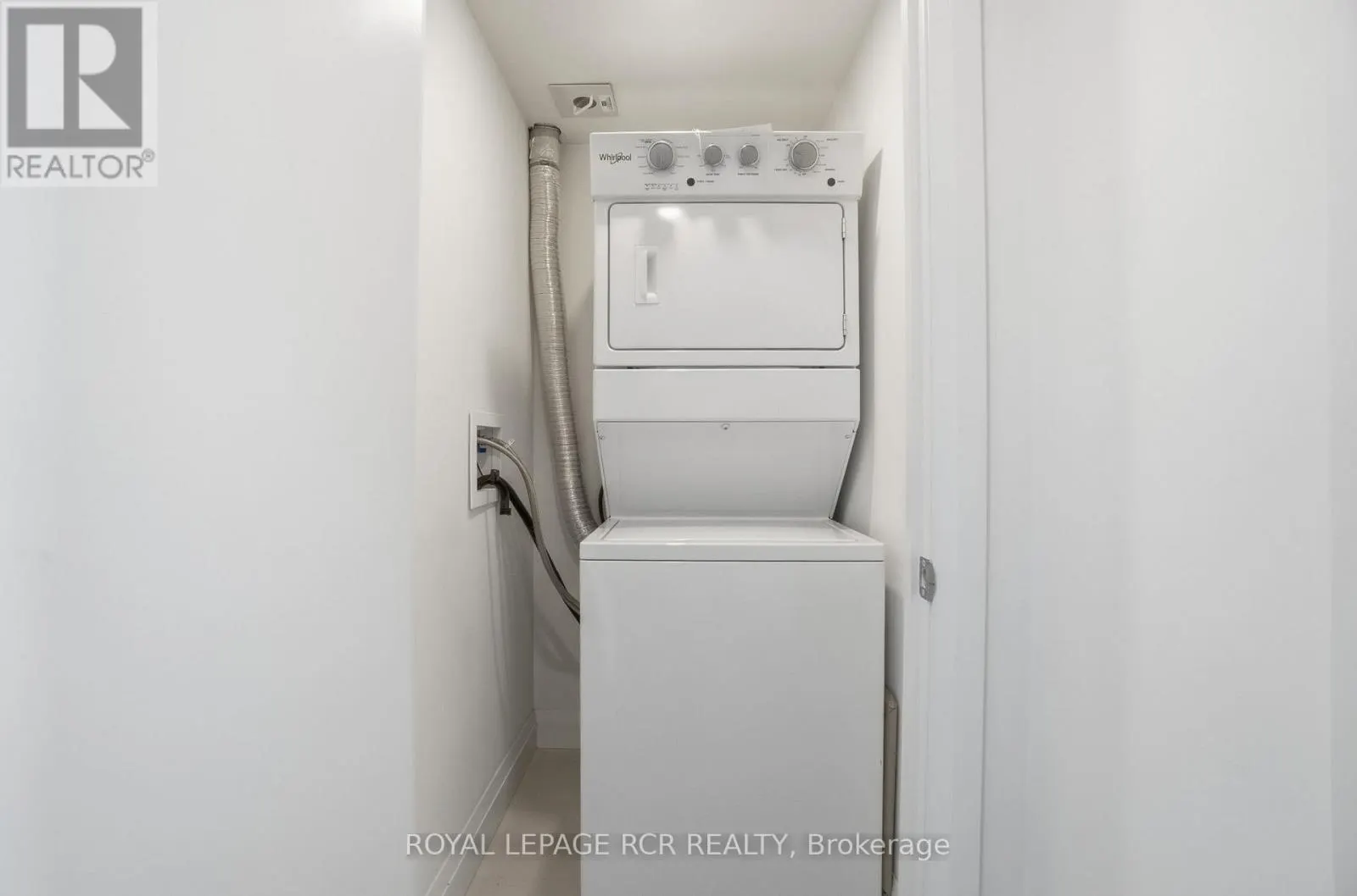 808 - 58 LAKESIDE TERRACE