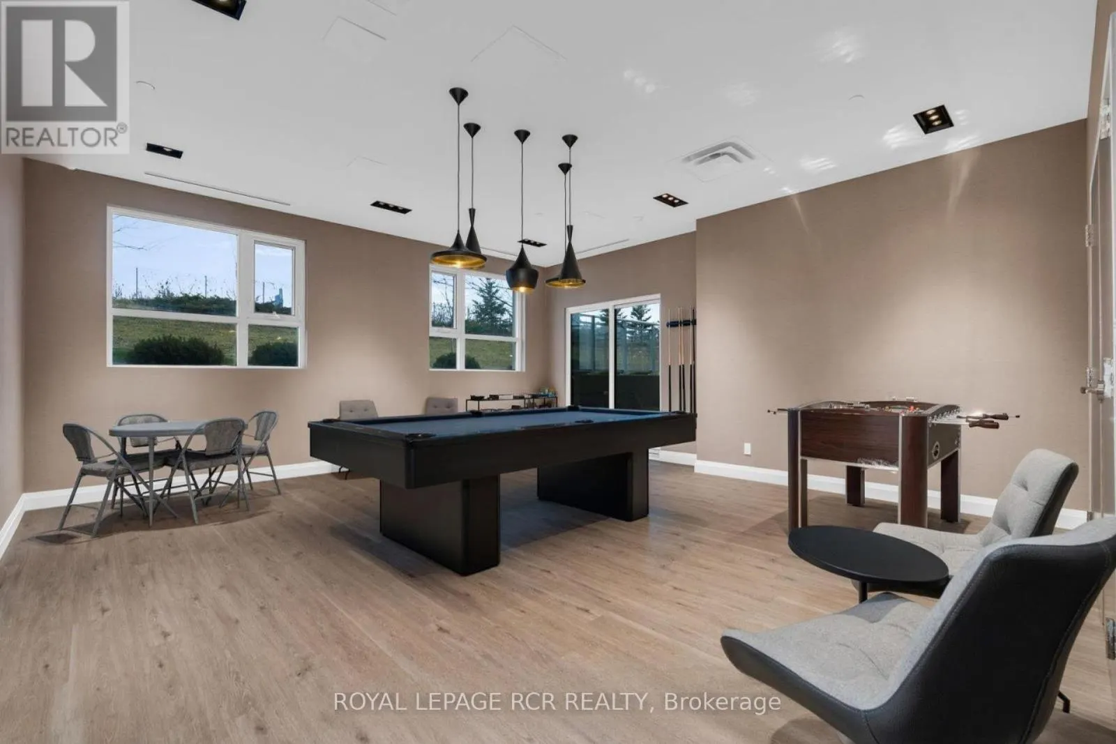 808 - 58 LAKESIDE TERRACE
