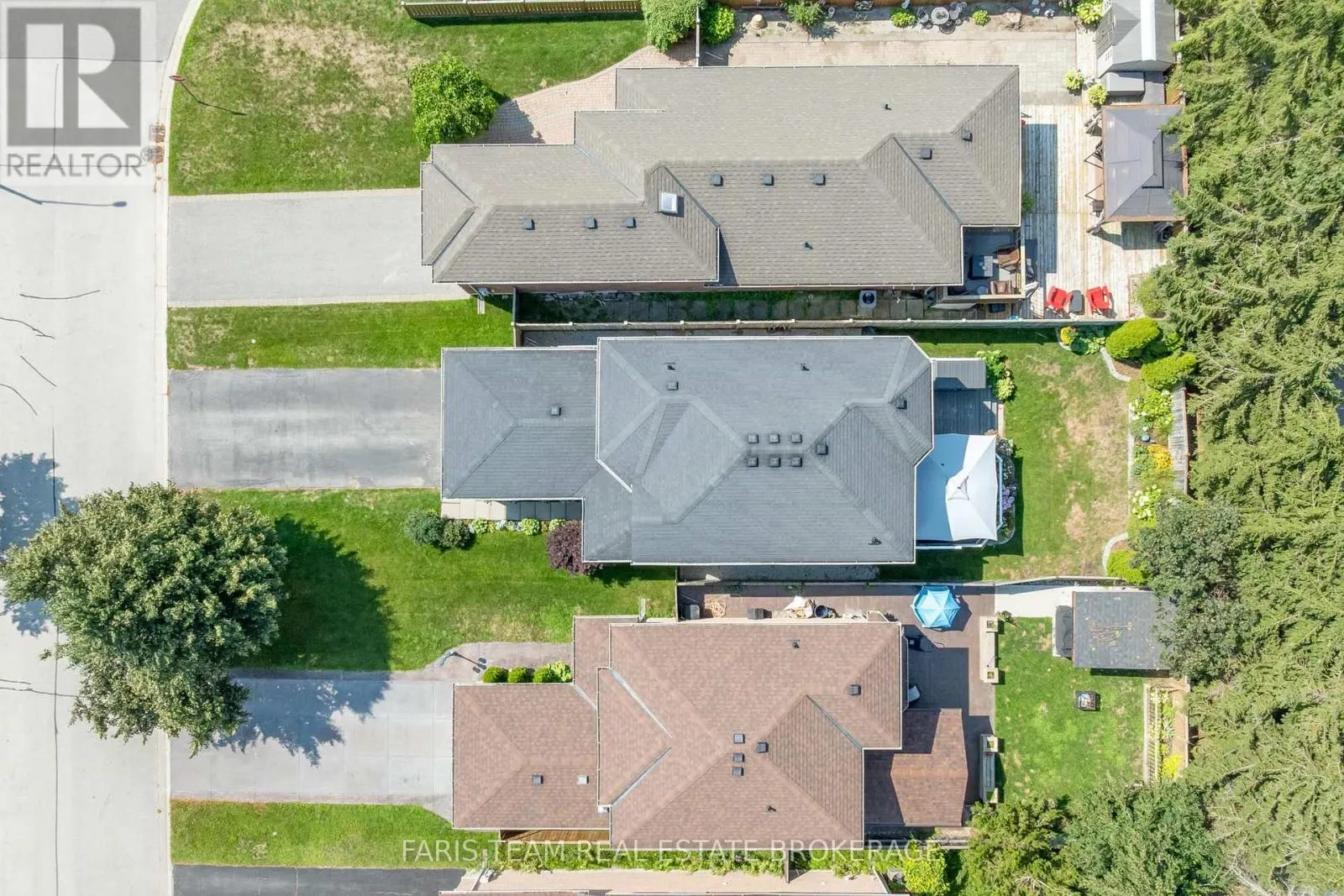4 BLUEGRASS DRIVE