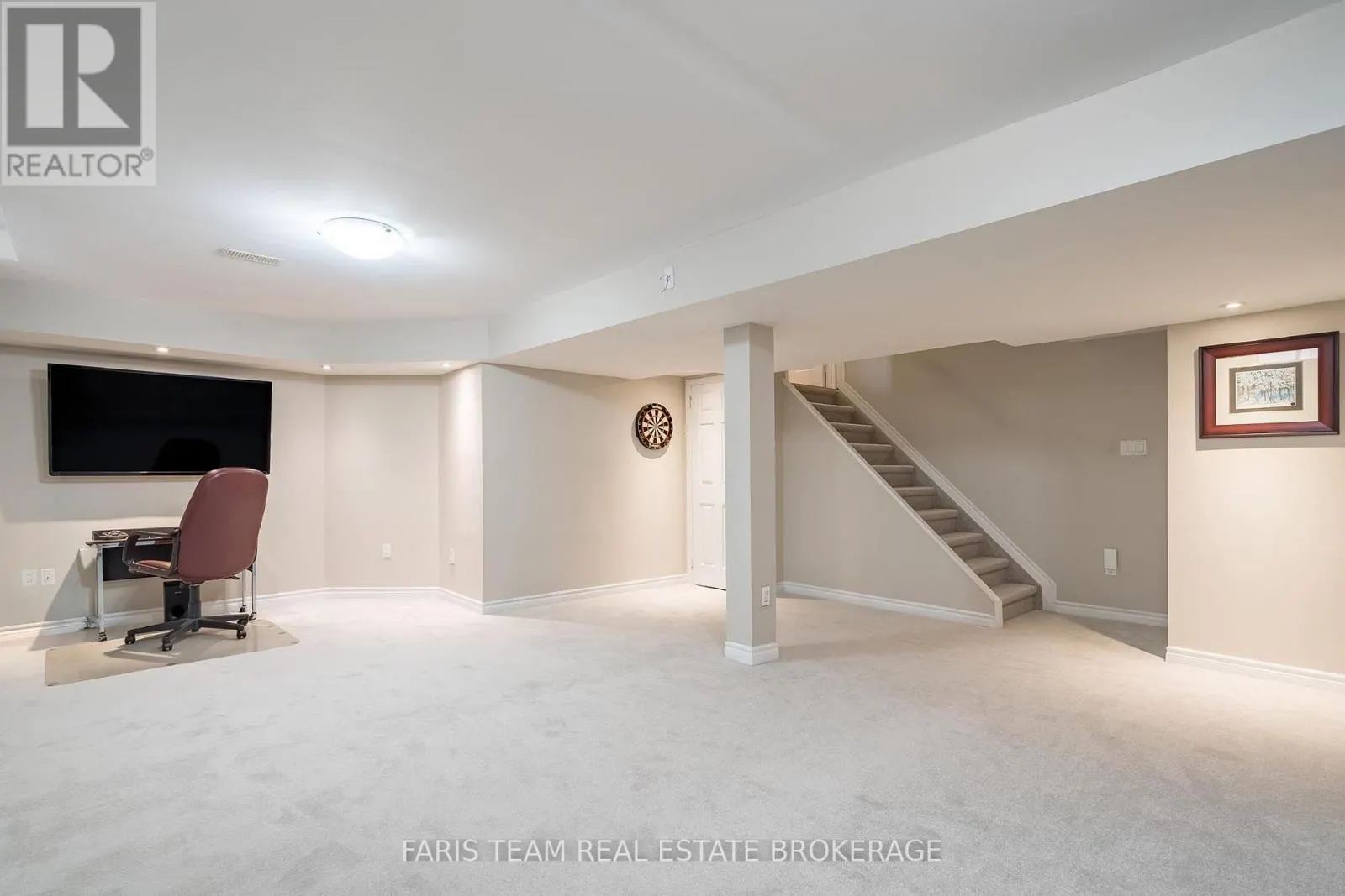 4 BLUEGRASS DRIVE