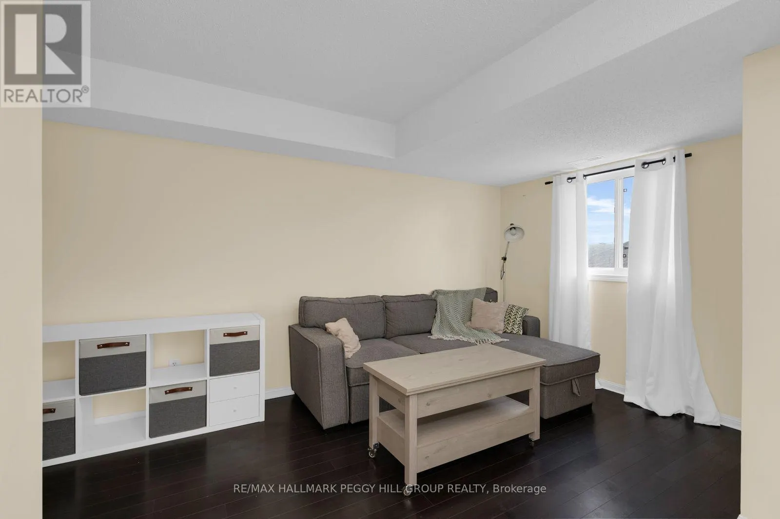 58 - 245 FERNDALE DRIVE S