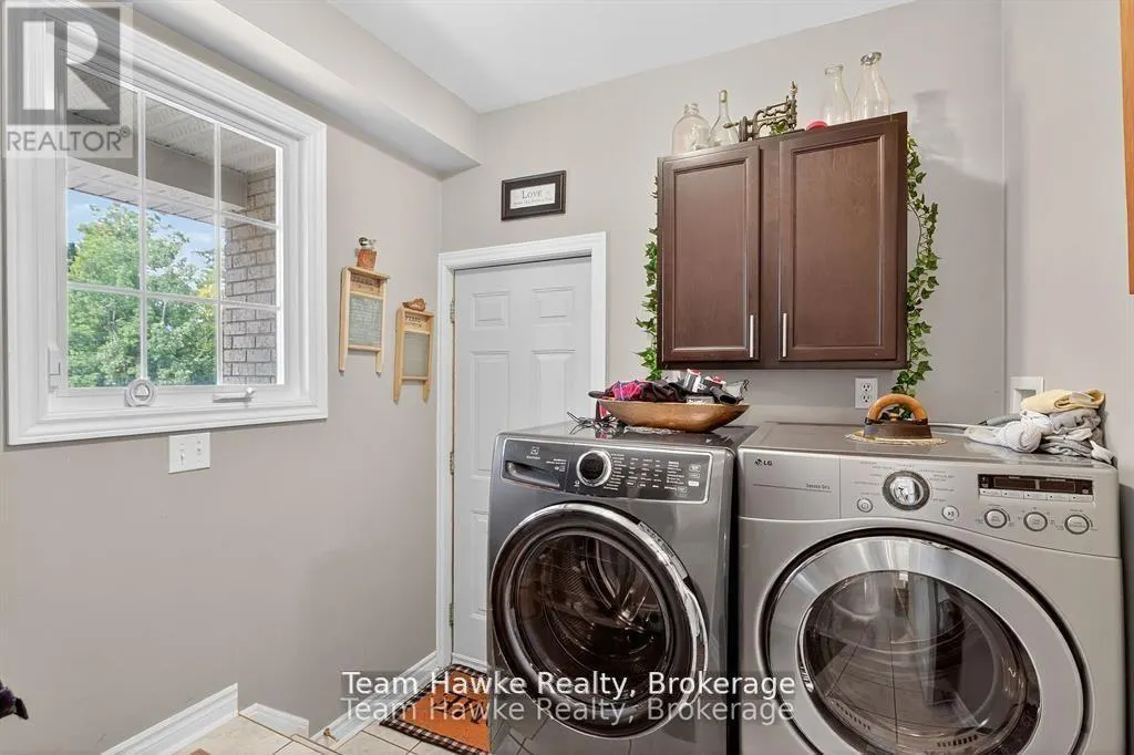 29 BOYD CRESCENT