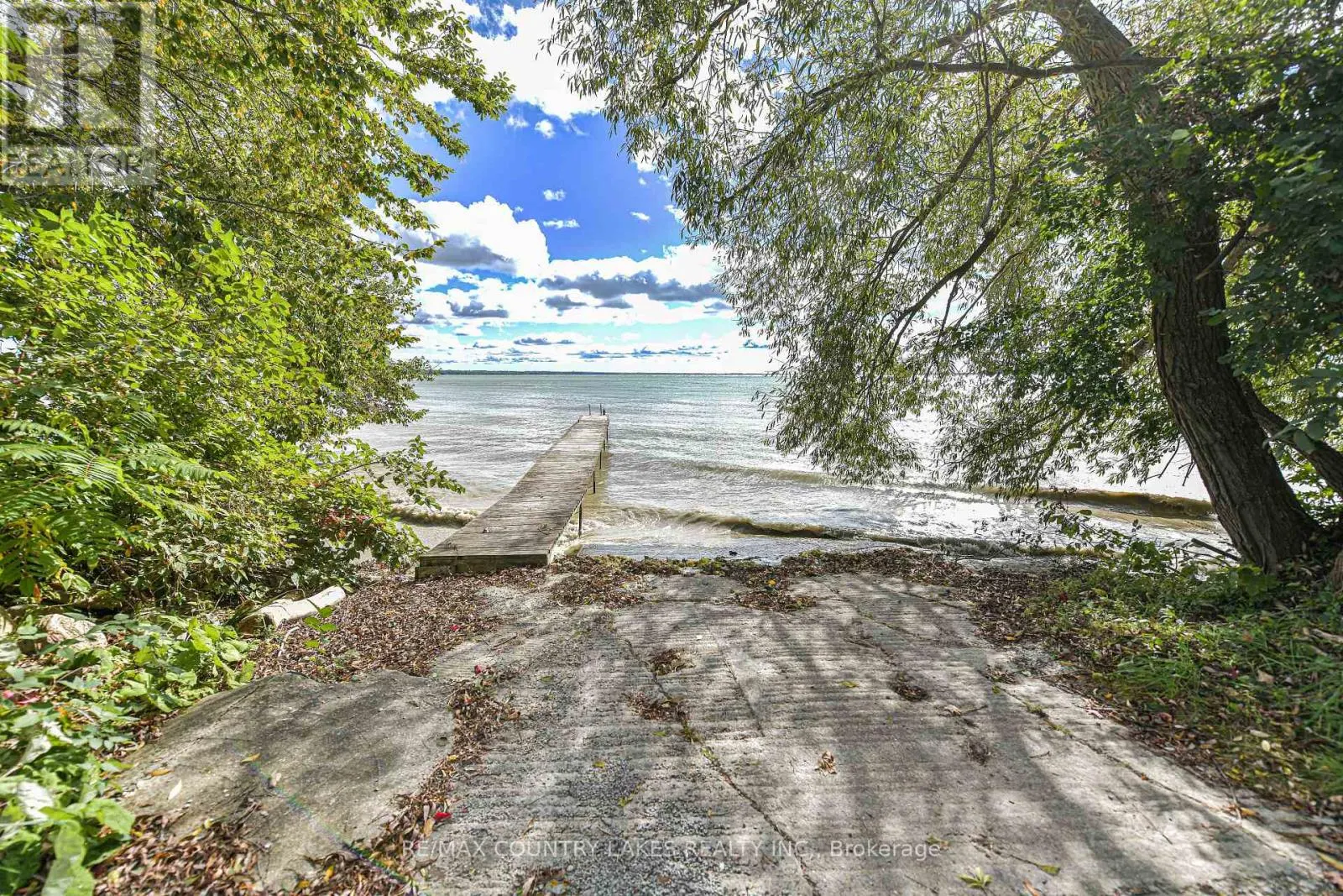 2707 STEPHEN DRIVE