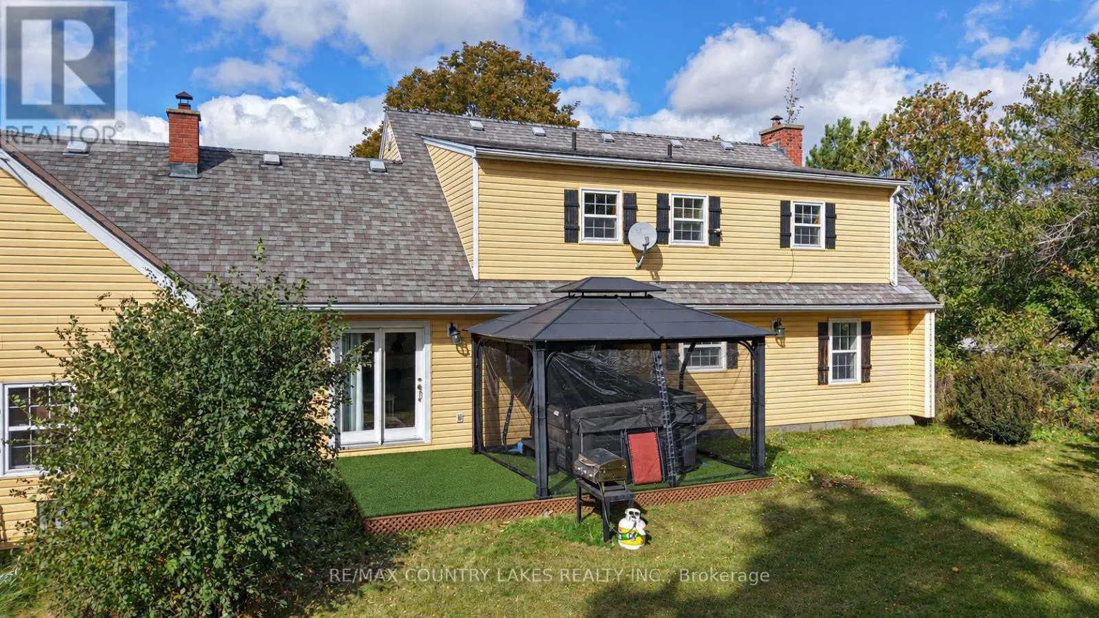 2707 STEPHEN DRIVE