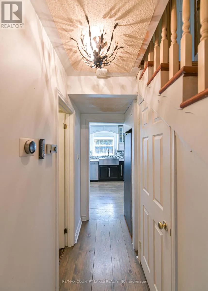 2707 STEPHEN DRIVE