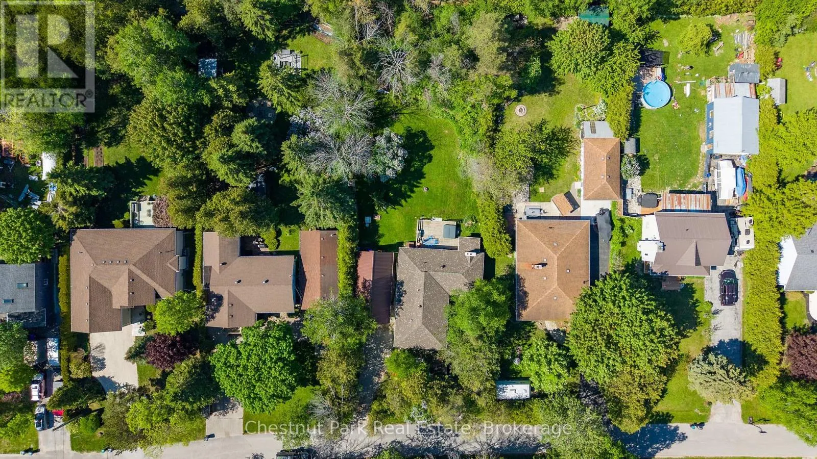 4 PARKSIDE AVENUE