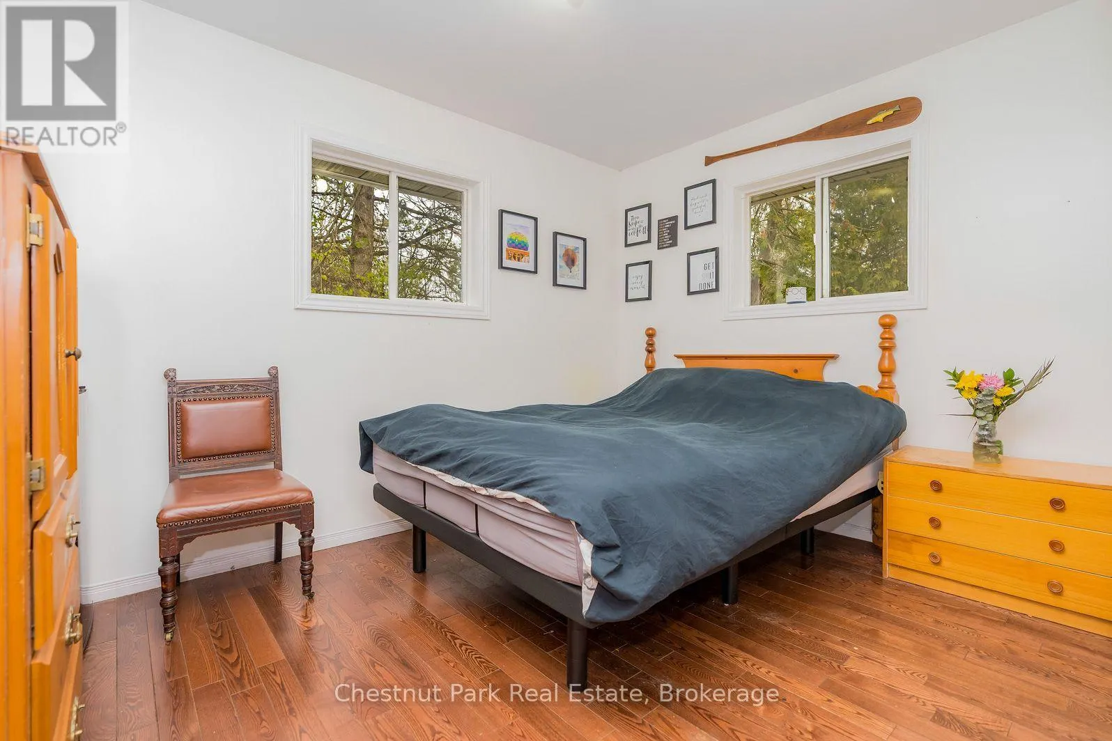 4 PARKSIDE AVENUE