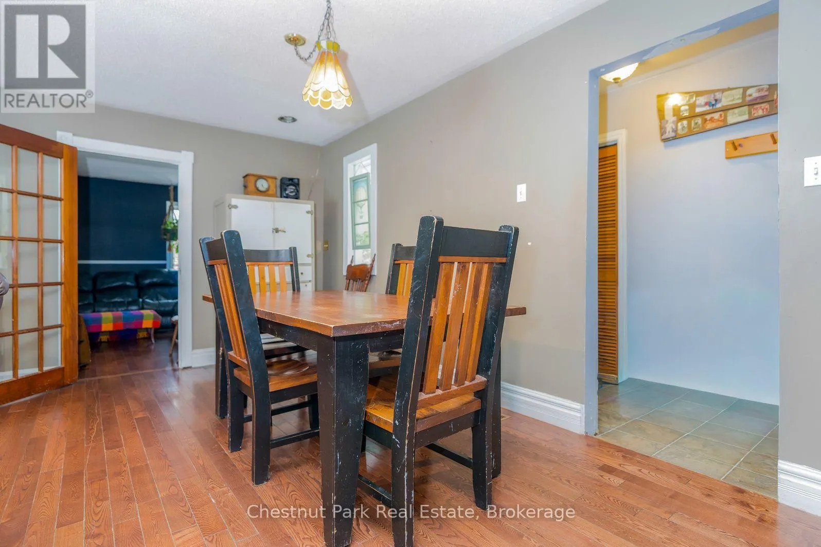 4 PARKSIDE AVENUE