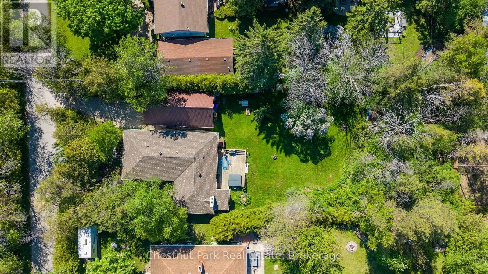 4 PARKSIDE AVENUE