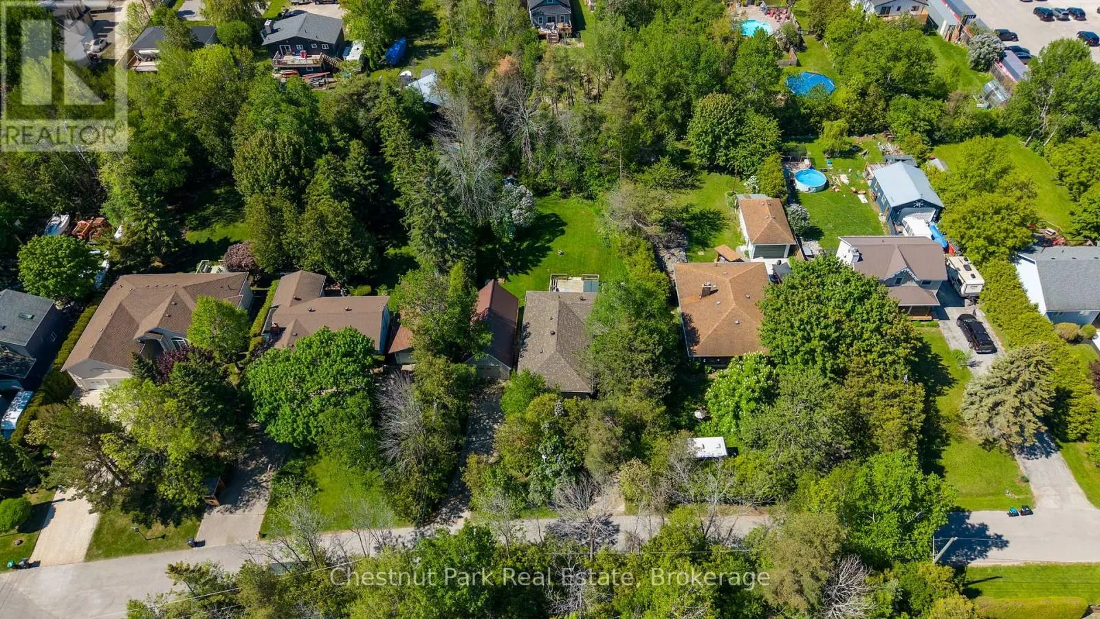 4 PARKSIDE AVENUE
