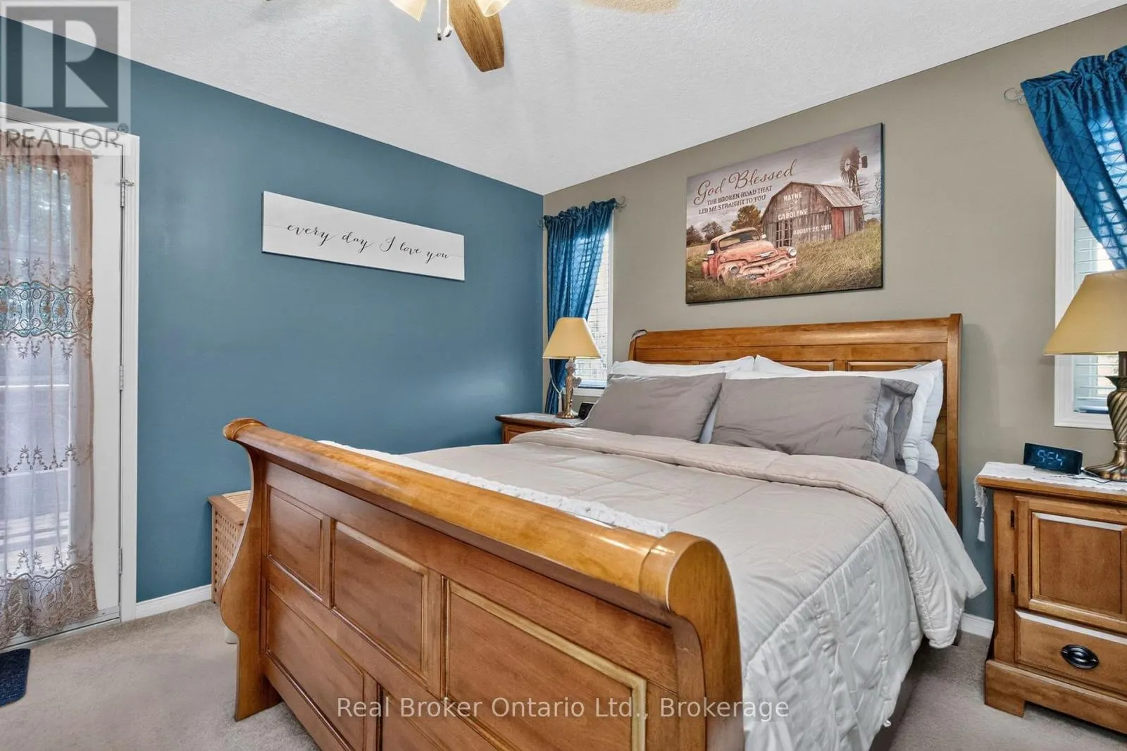 140 SOUTHWINDS CRESCENT
