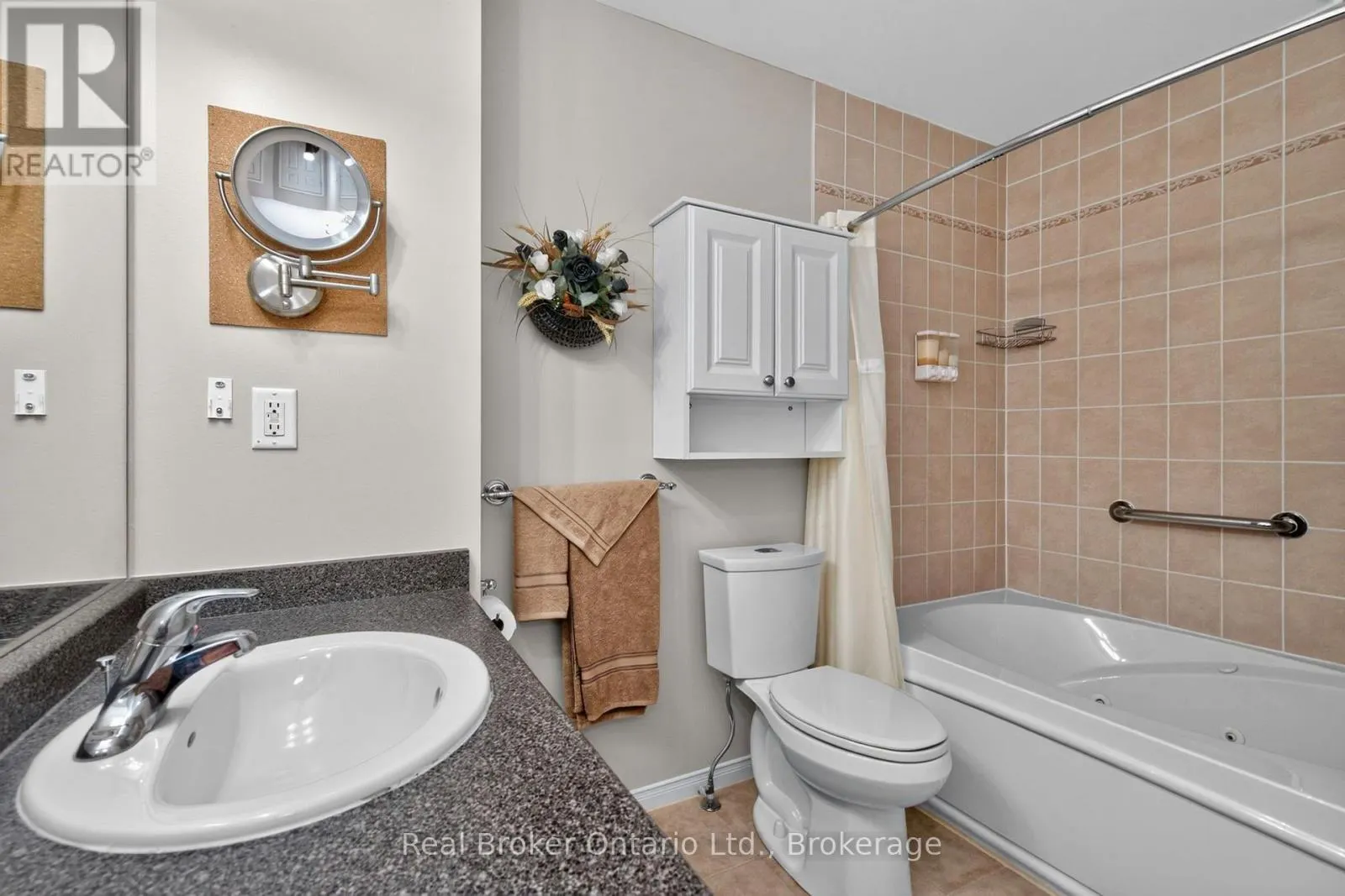 140 SOUTHWINDS CRESCENT