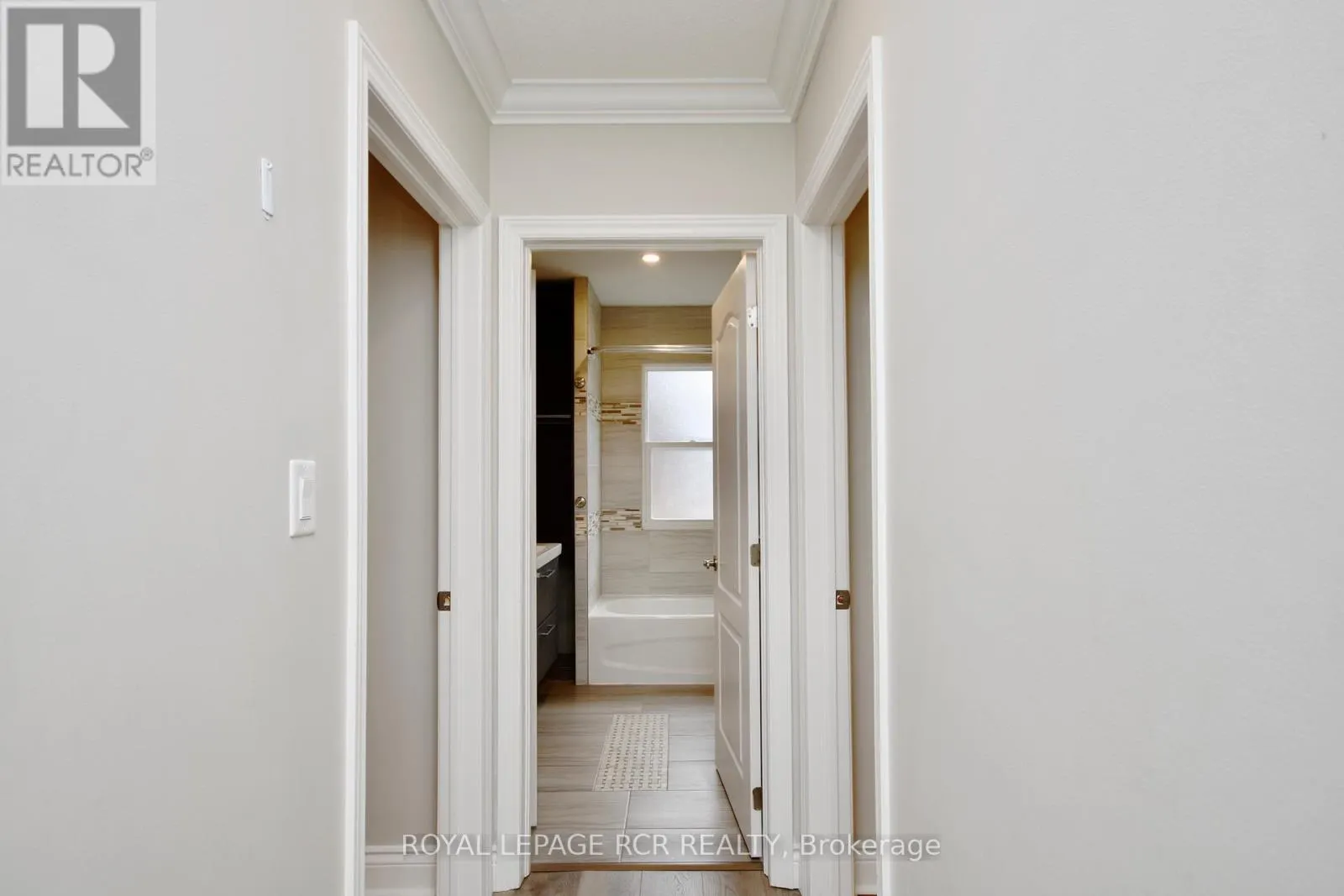 52 DRURY LANE
