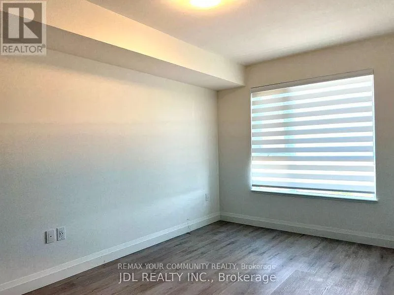 811 - 58 LAKESIDE TERRACE