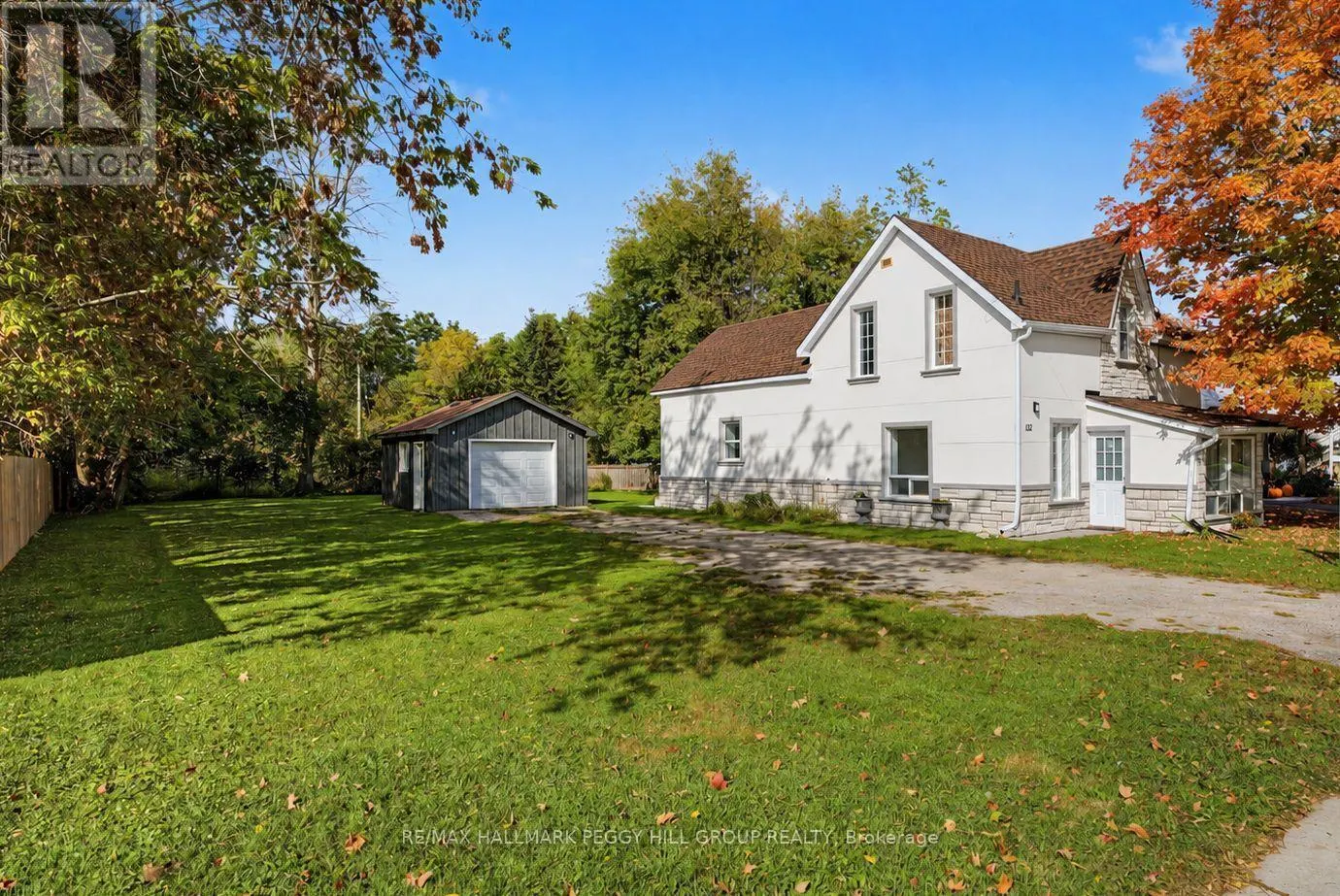132 QUEEN STREET W