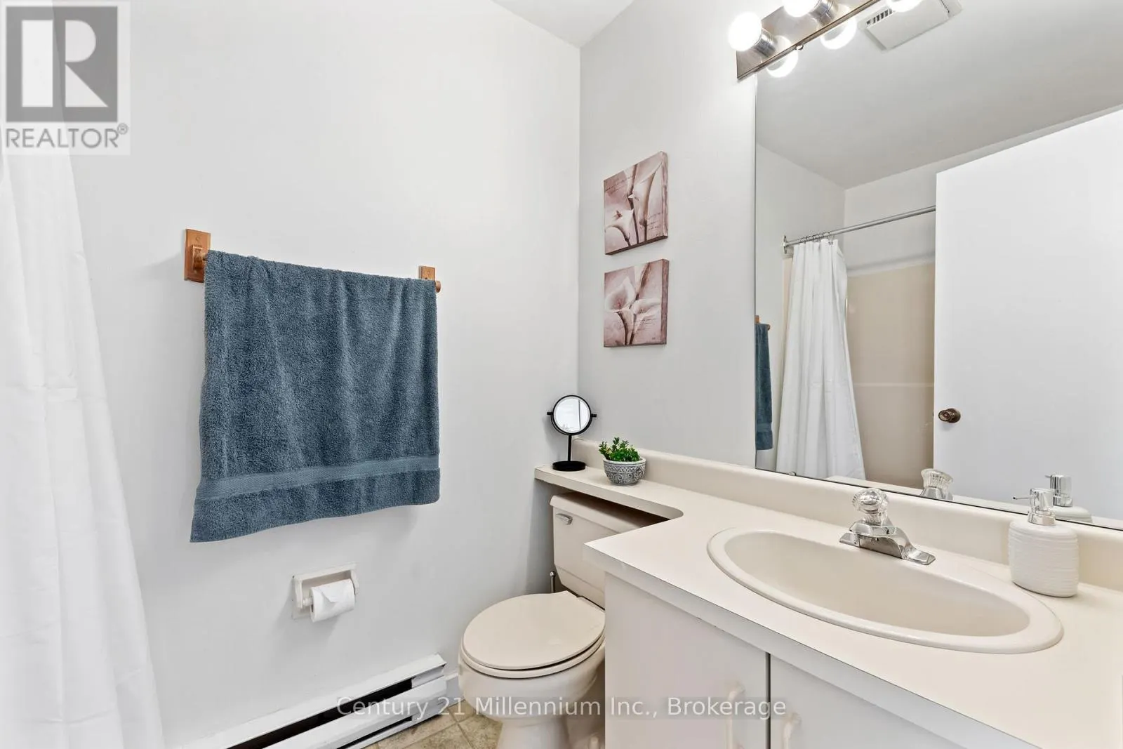 7 - 467 OXBOW CRESCENT #7