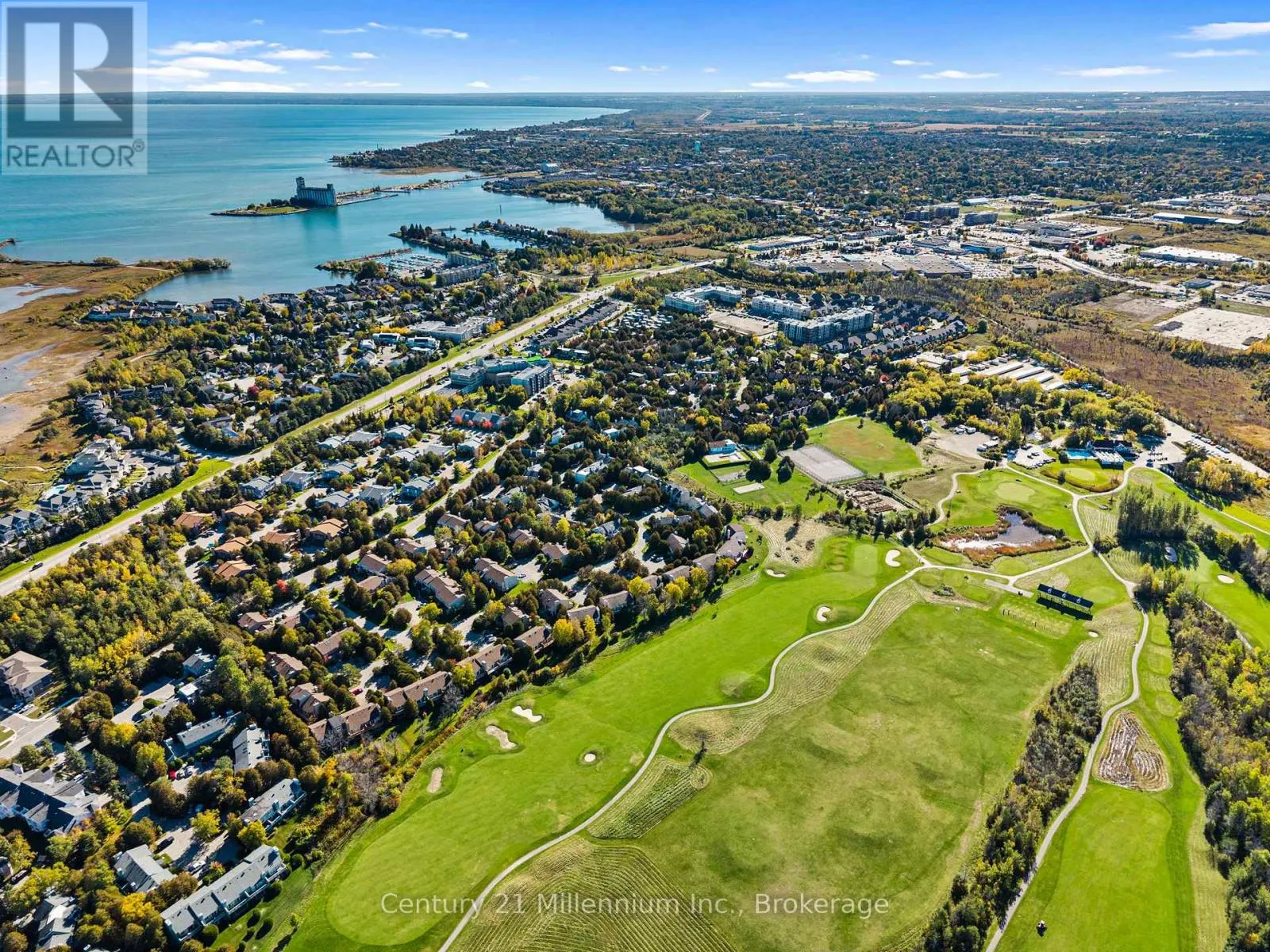 7 - 467 OXBOW CRESCENT #7
