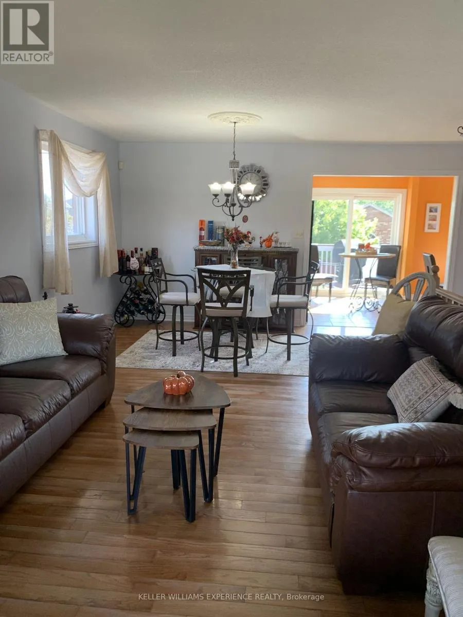 UPPER LEVEL - 59 NICKLAUS DRIVE