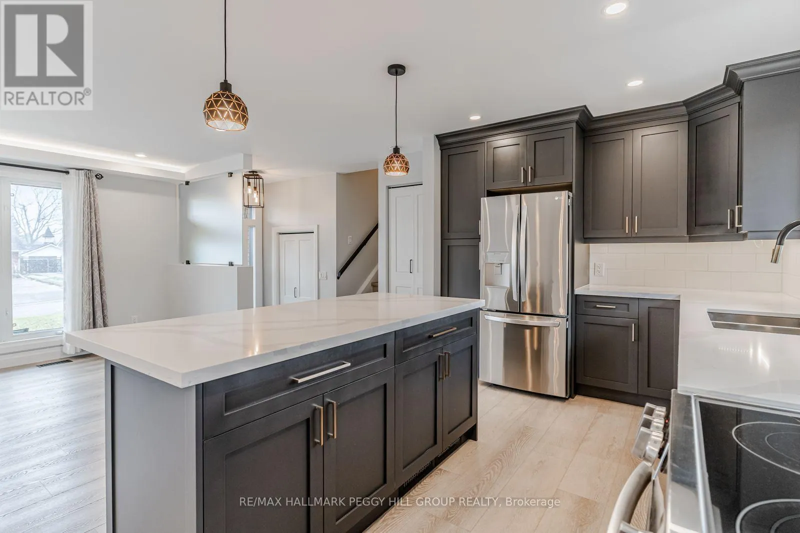 UPPER - 20 OTTAWAY AVENUE