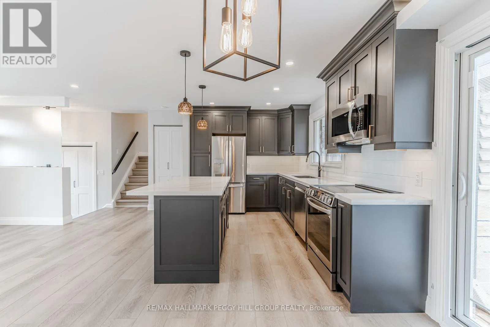 UPPER - 20 OTTAWAY AVENUE