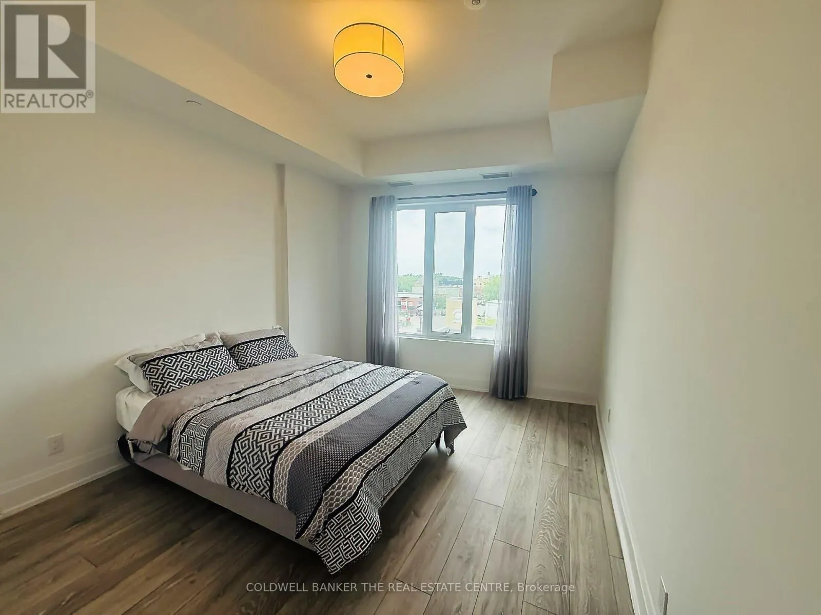 420 - 1 HUME STREET