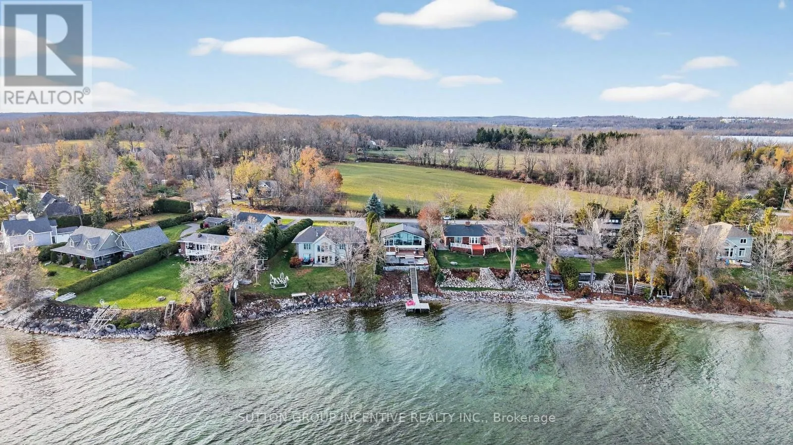 211 MOON POINT DRIVE