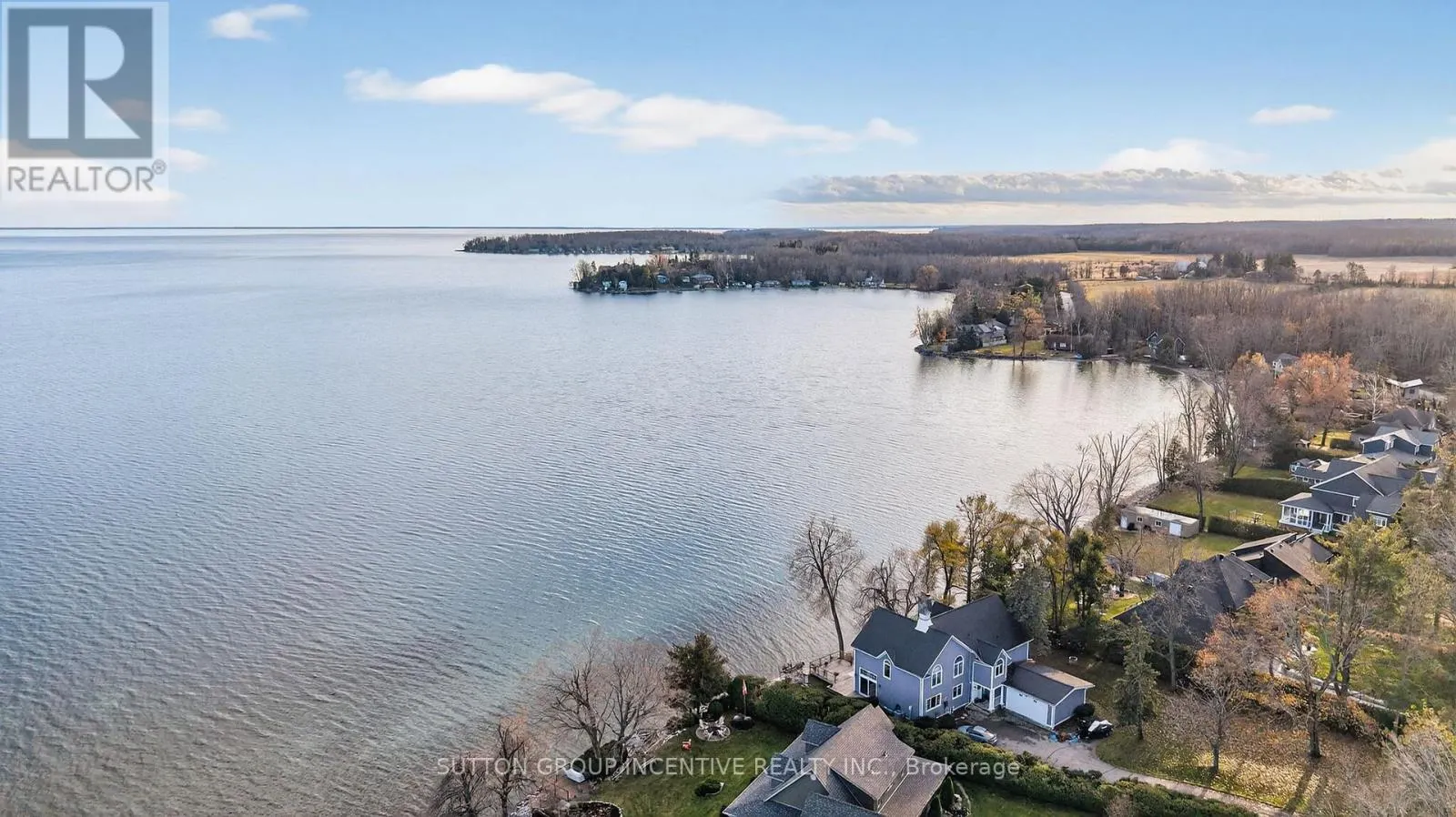 211 MOON POINT DRIVE