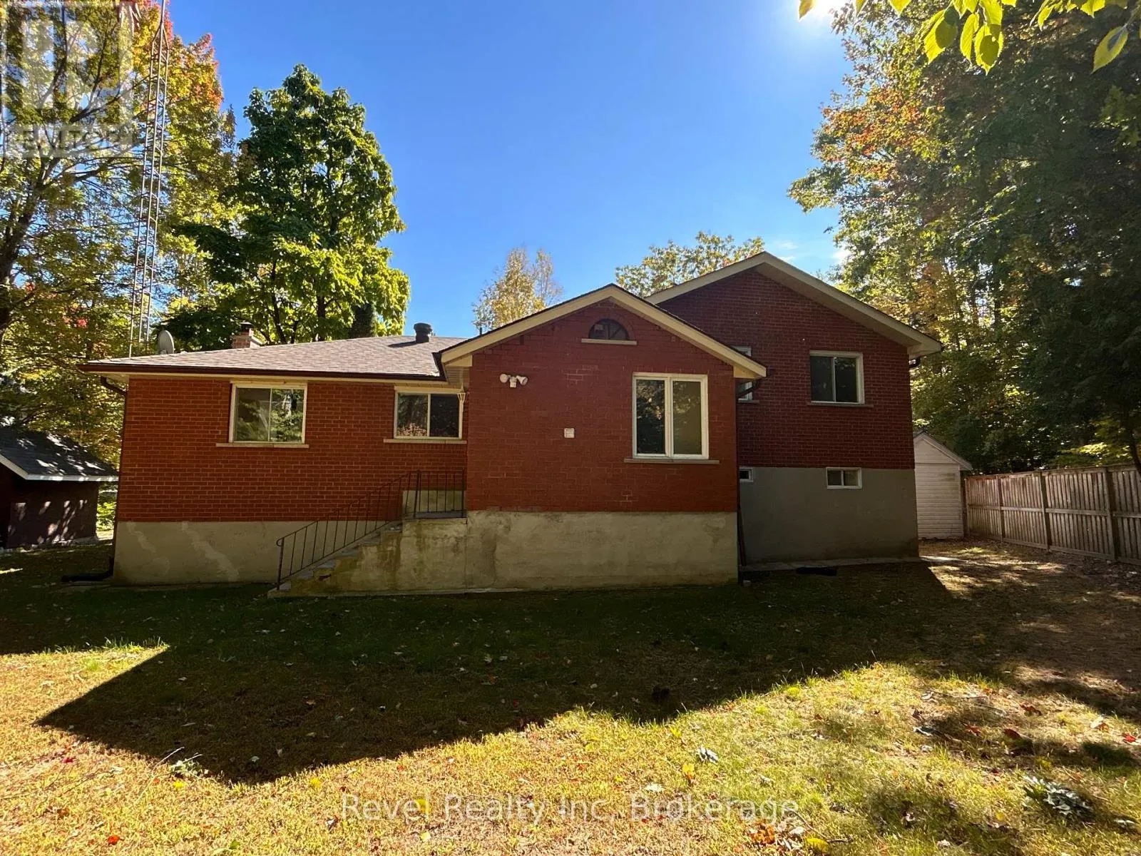97 FOREST CIRCLE
