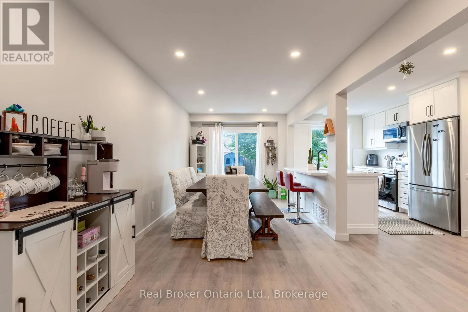 38 CHRISTIE CRESCENT