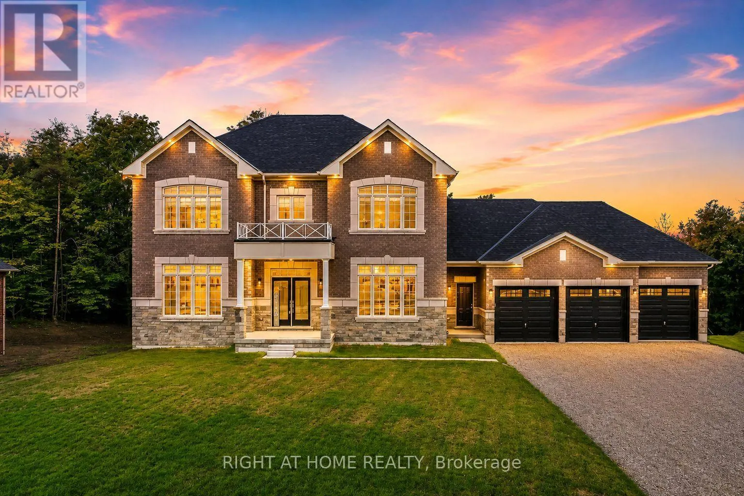 8 FOREST HEIGHTS COURT