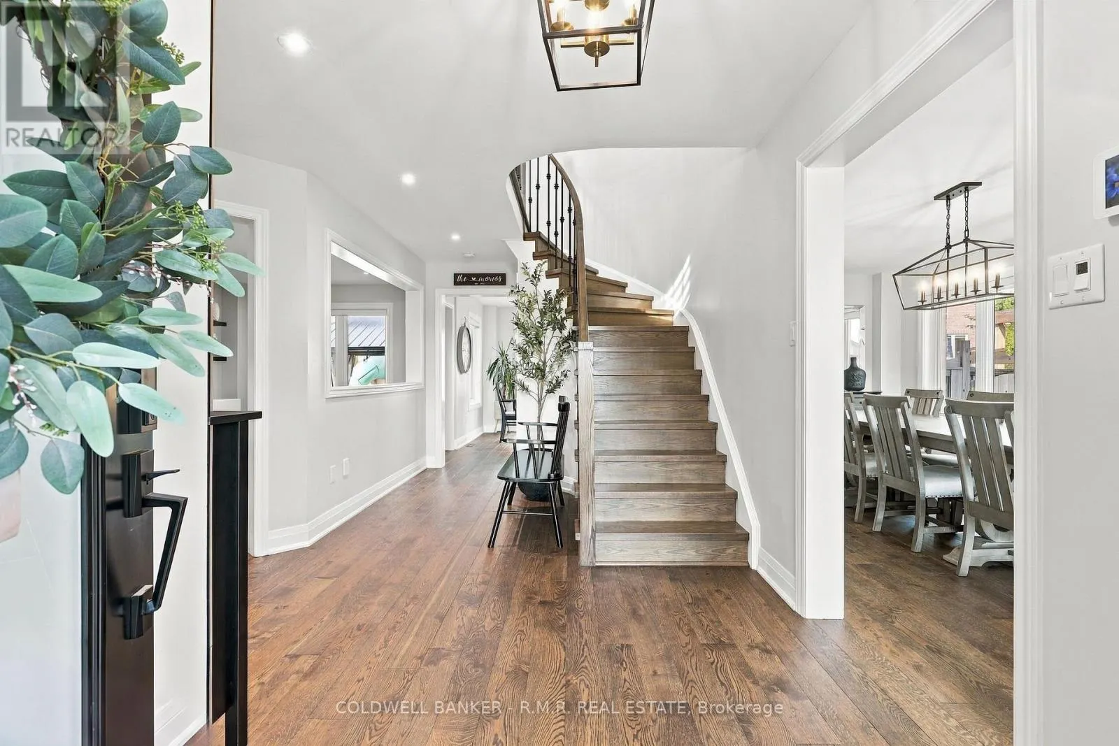 46 HONEY CRESCENT