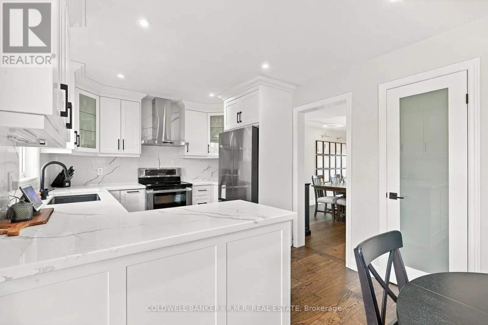 46 HONEY CRESCENT