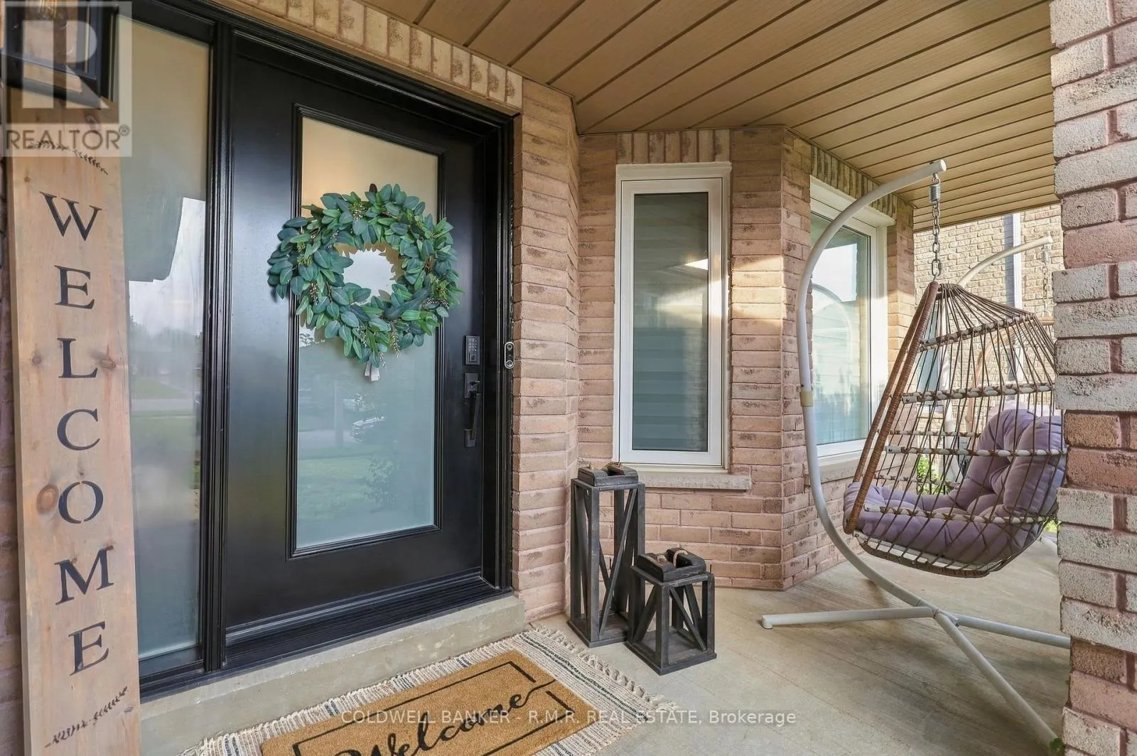 46 HONEY CRESCENT