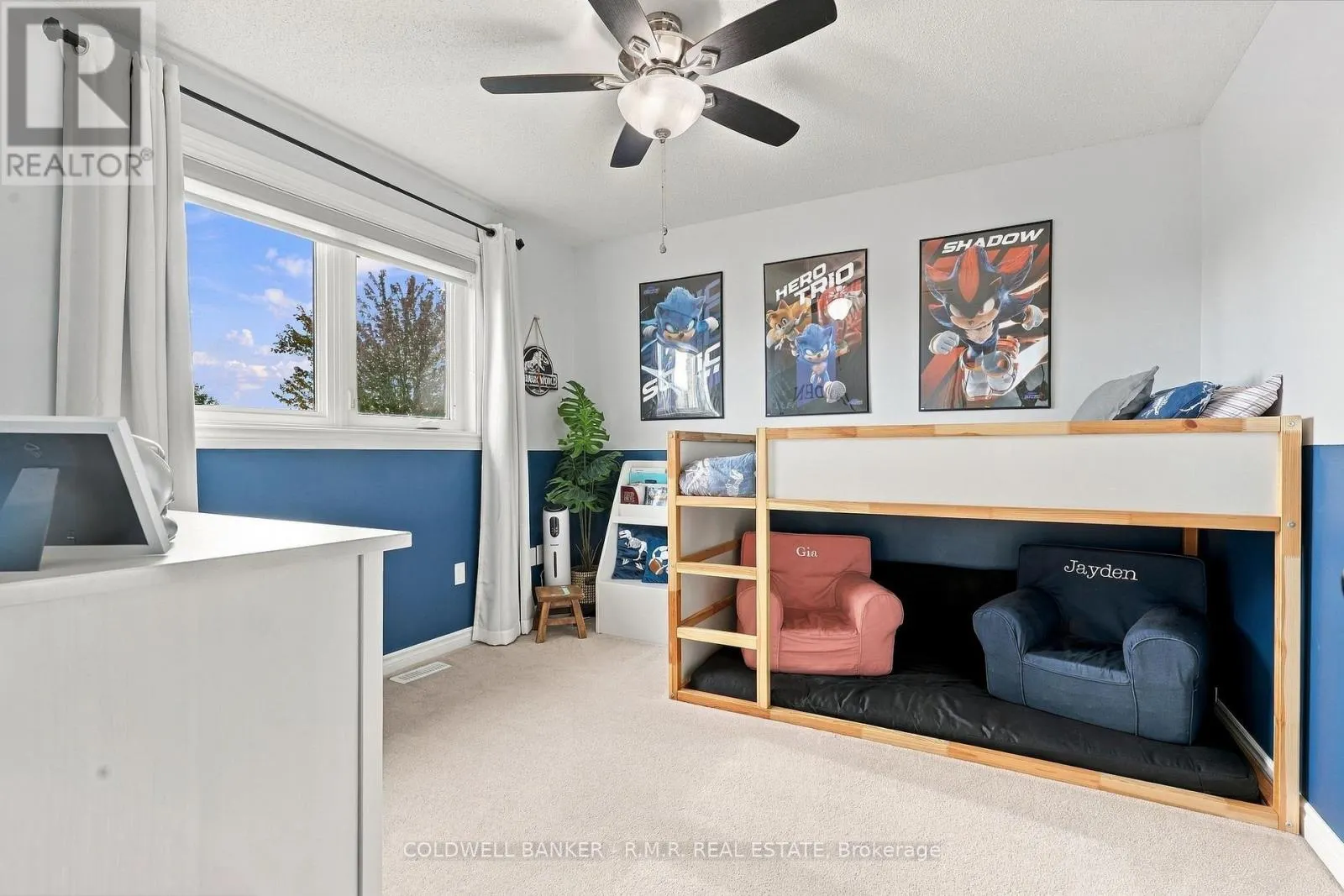 46 HONEY CRESCENT