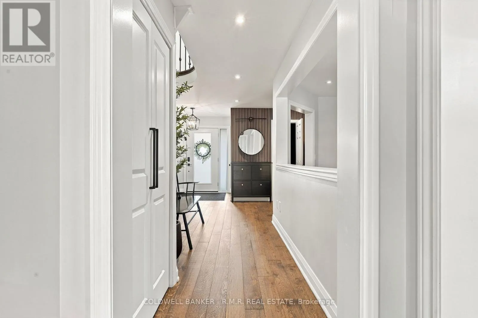 46 HONEY CRESCENT