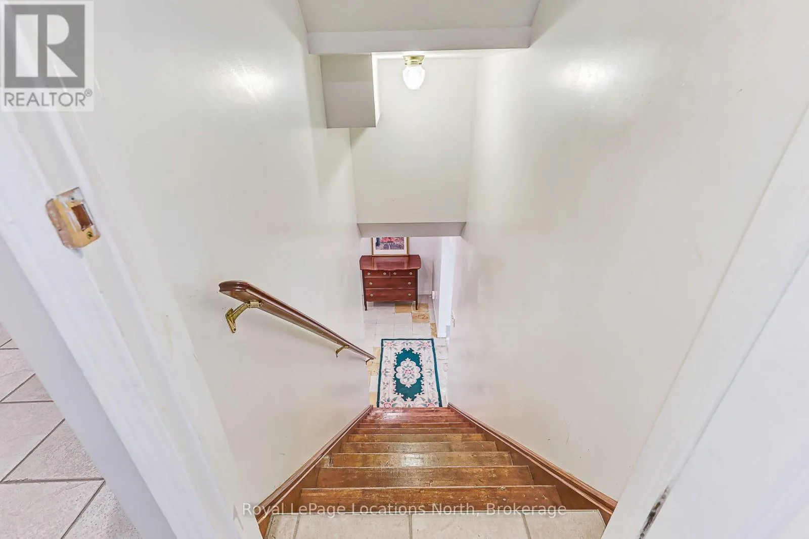 162 CHRISTOPHER AVENUE