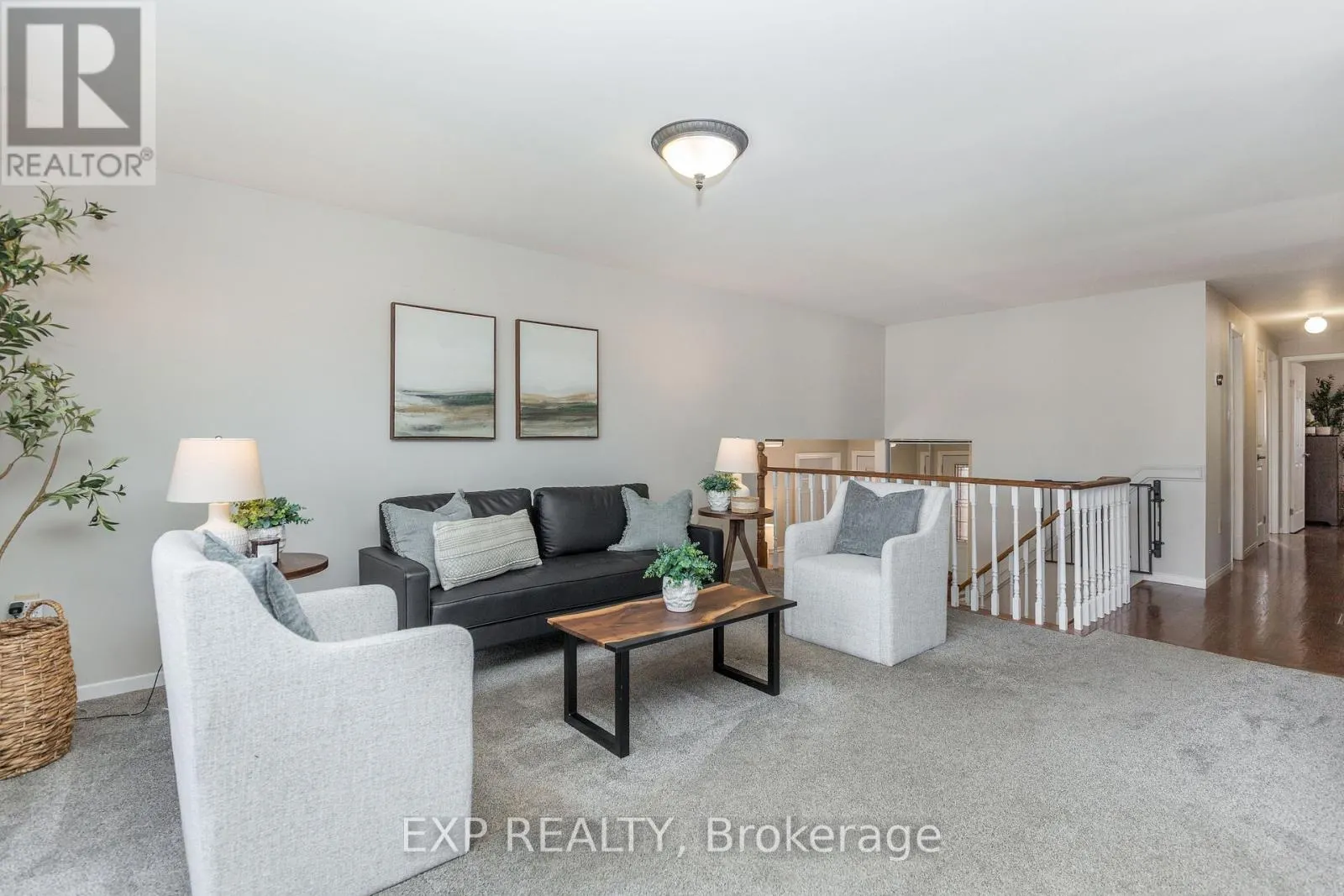 12 CRAIG CRESCENT