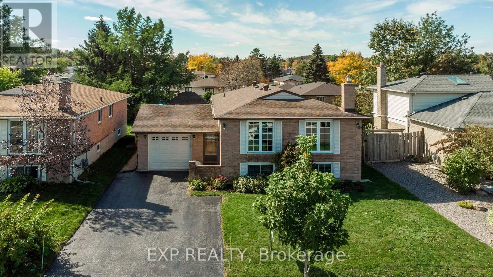 12 CRAIG CRESCENT