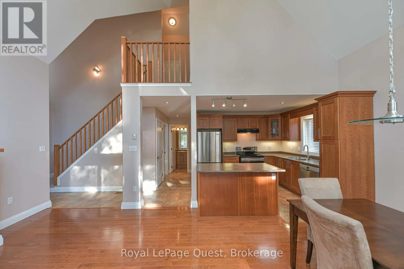 2956 LAKESIDE DRIVE