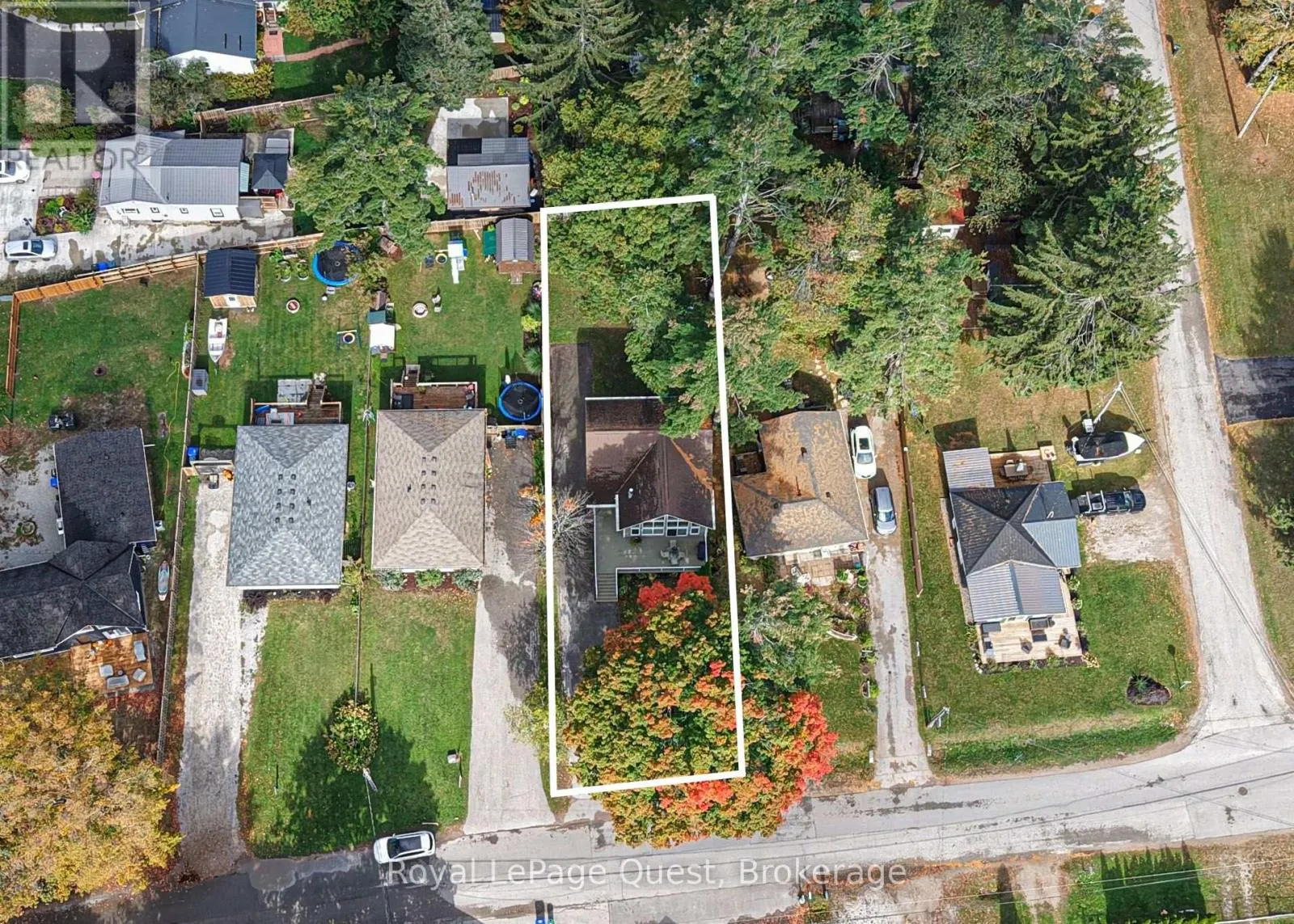 2956 LAKESIDE DRIVE