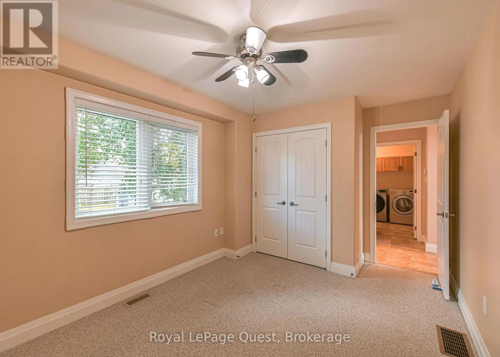 2956 LAKESIDE DRIVE