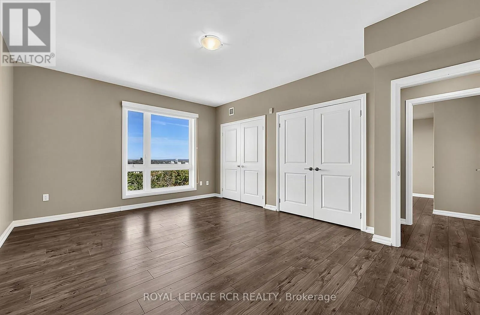502 - 302 ESSA ROAD