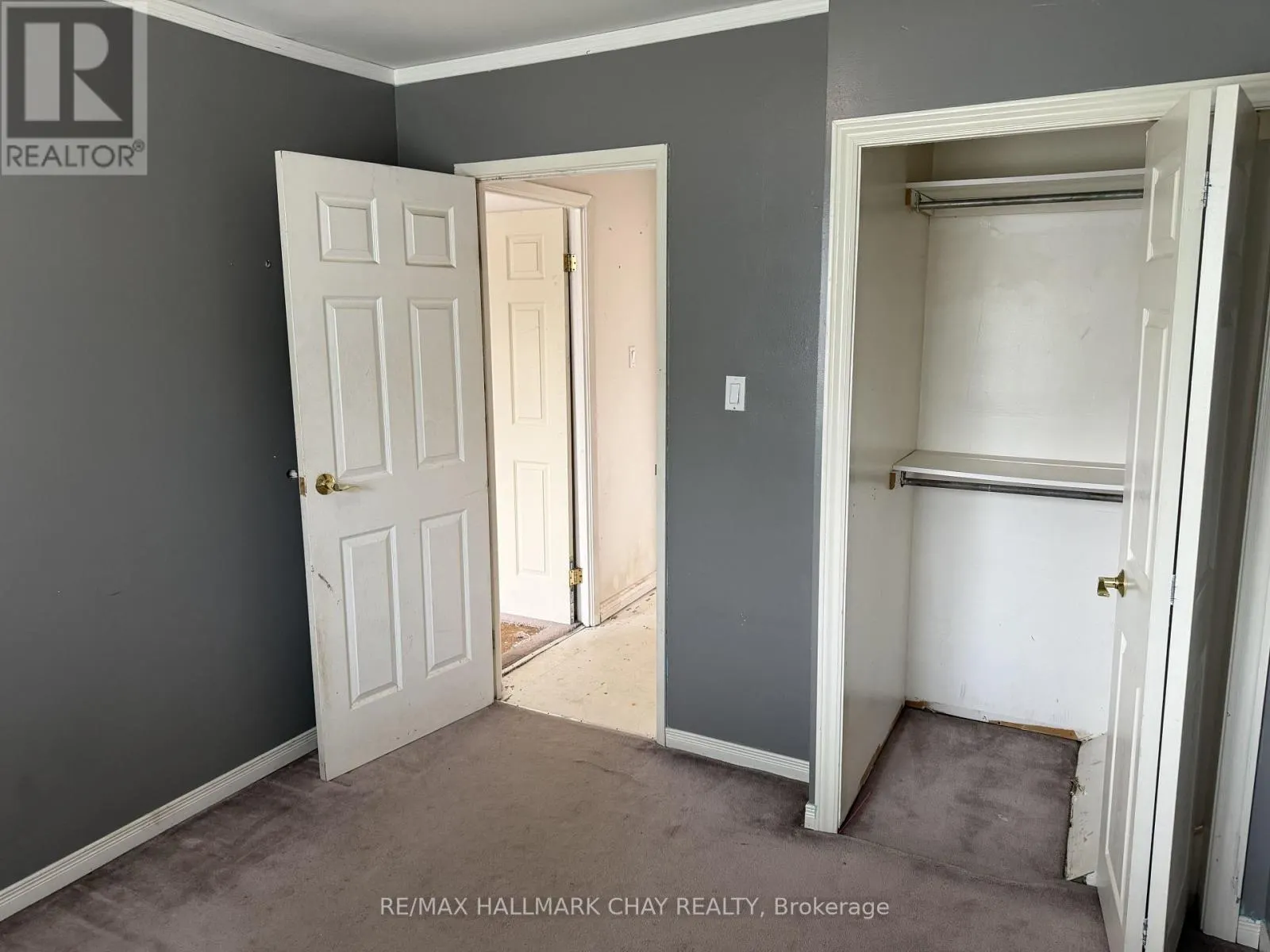 2 BIRCHWOOD DRIVE