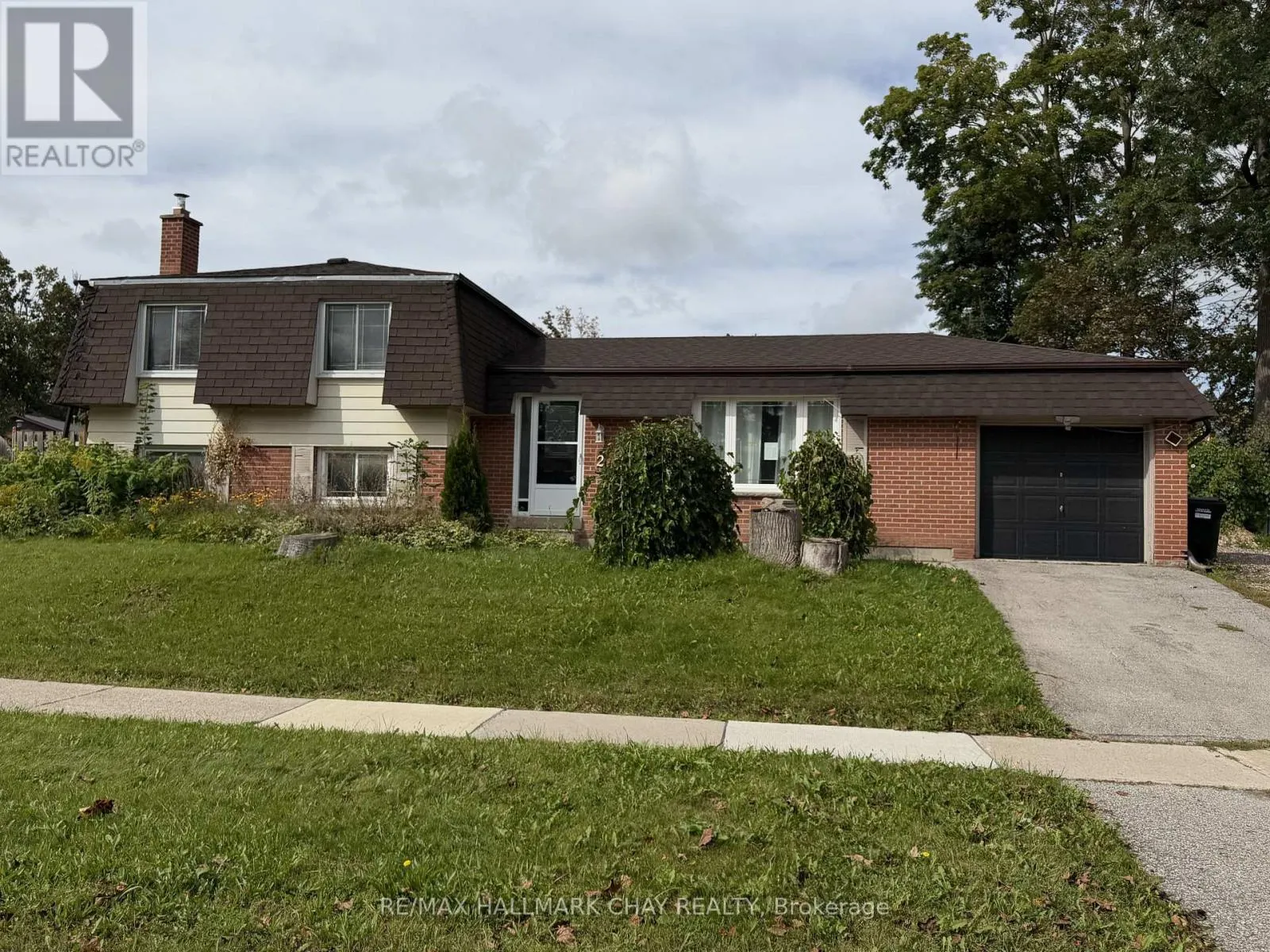 2 BIRCHWOOD DRIVE