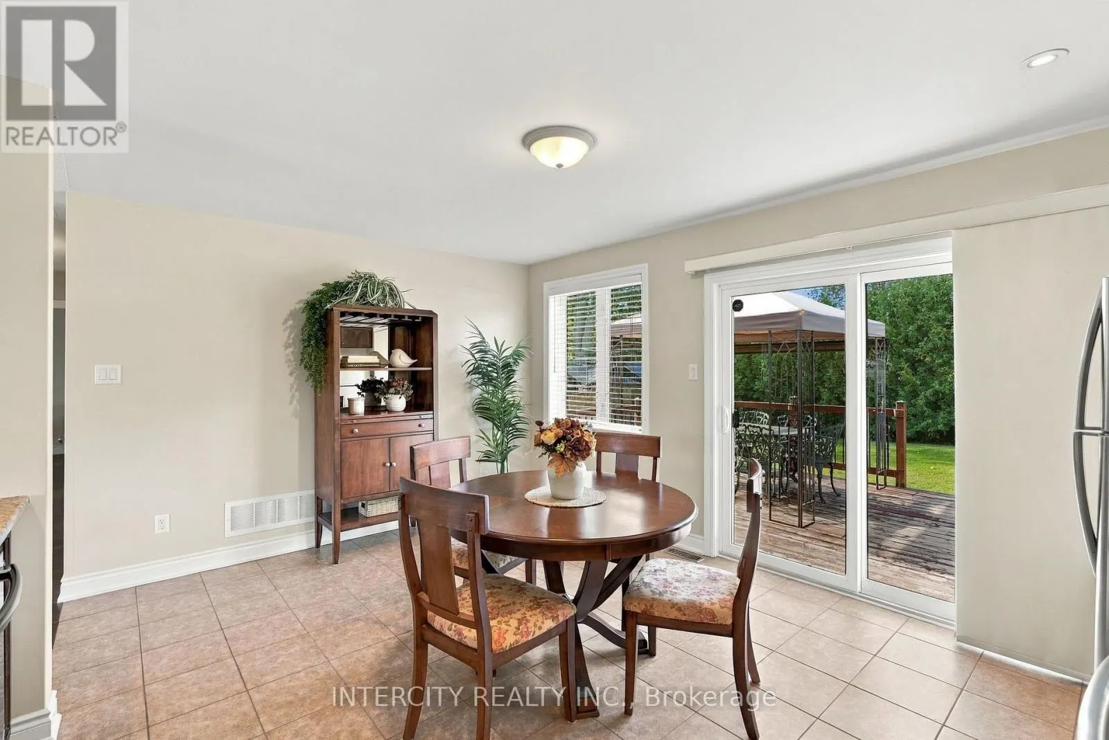 491 SHEWFELT CRESCENT