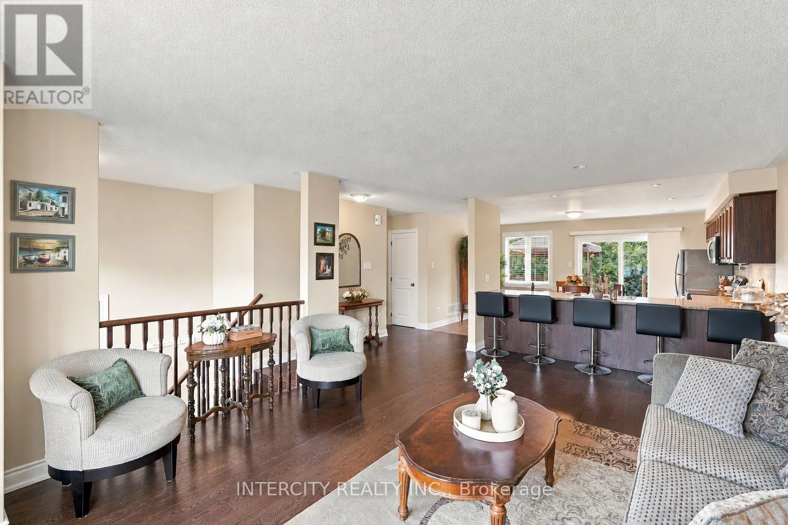 491 SHEWFELT CRESCENT