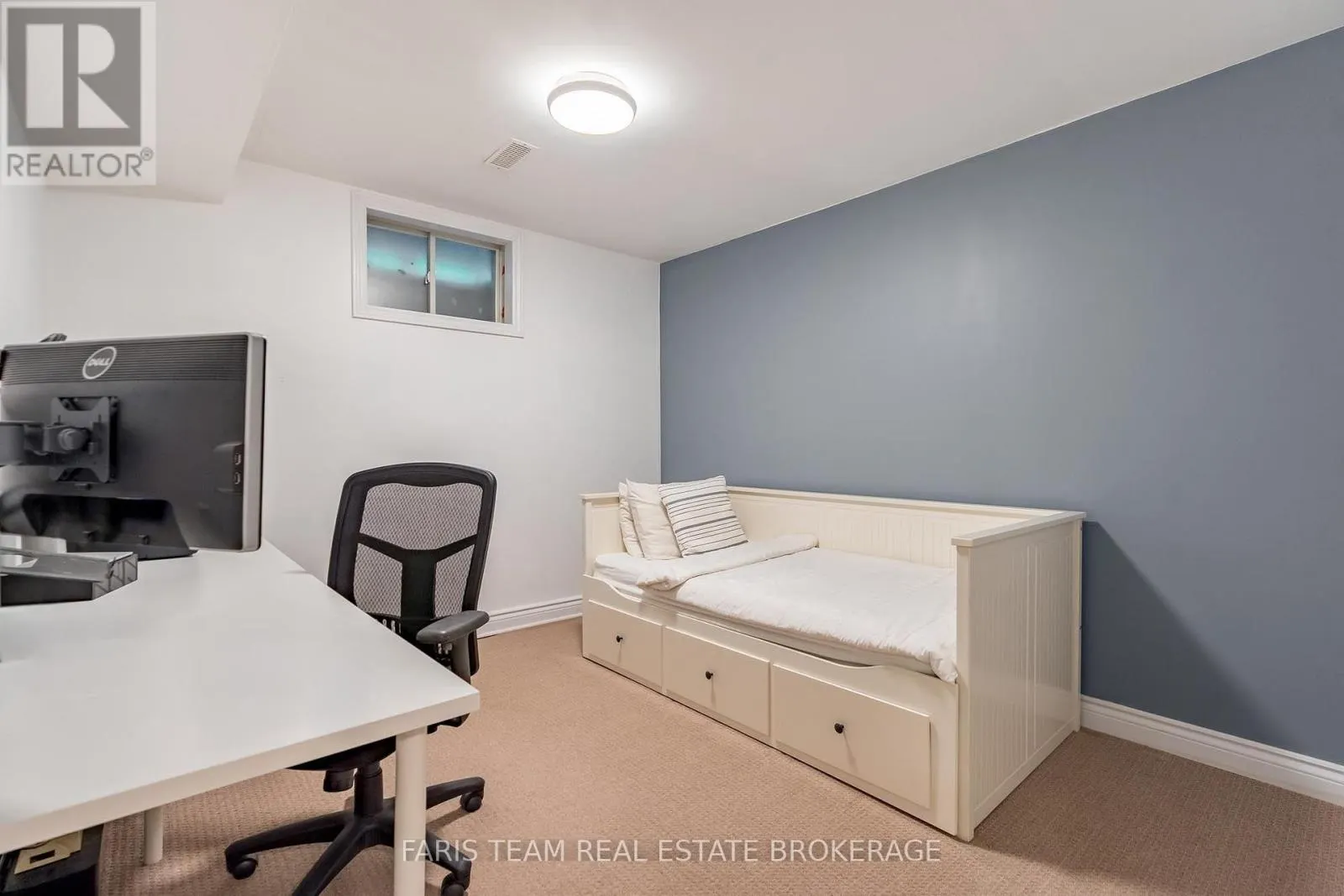 55 DAVENPORT DRIVE