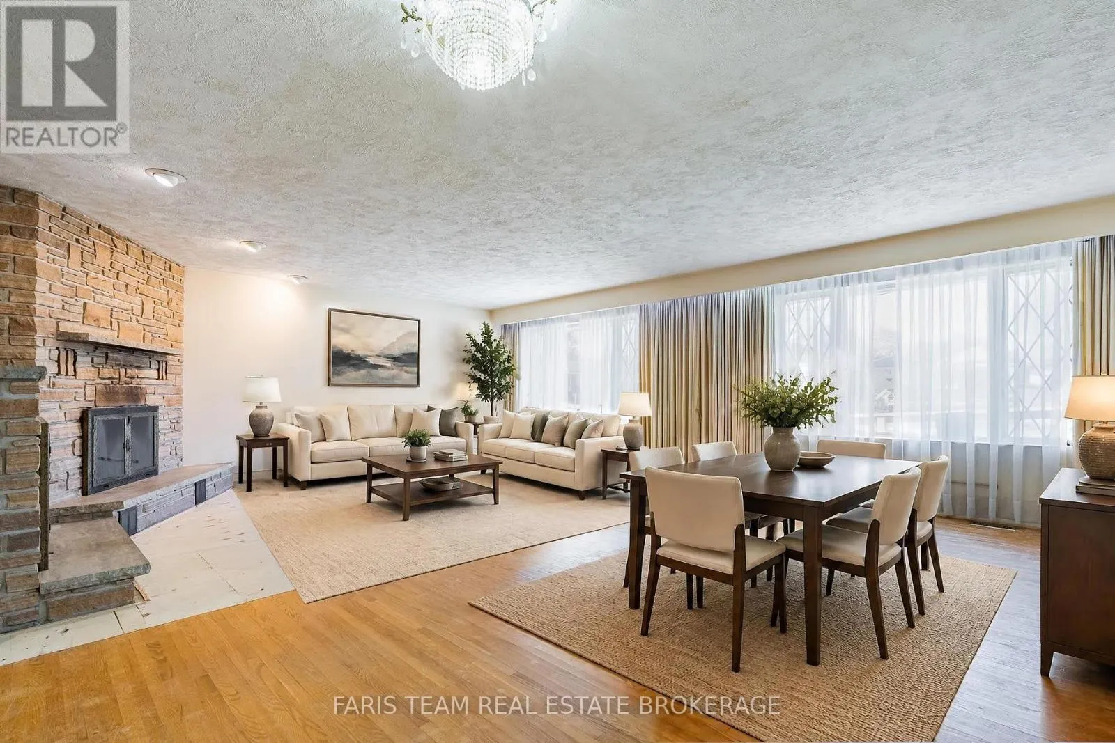 82 OAKLEY PARK SQUARE
