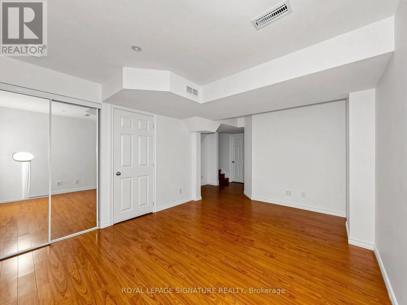 6 - 75 PRINCE WILLIAM WAY